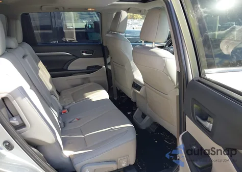 2019 Toyota Highlander Limited from USA, damaged, VIN 5TDDZRFH6KS957886